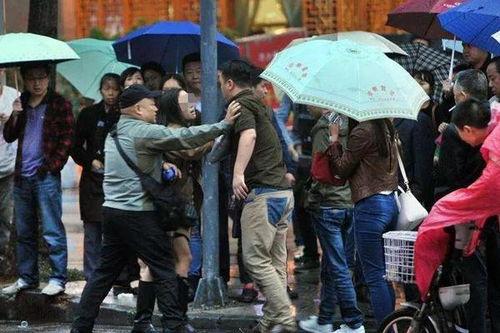 柳市吃瓜事件真相揭秘,揭秘背后真相与争议
